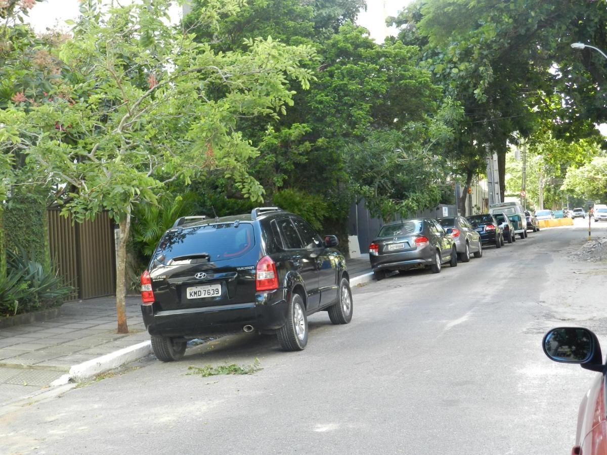 Quarto Triplo Conforto H Em Recife