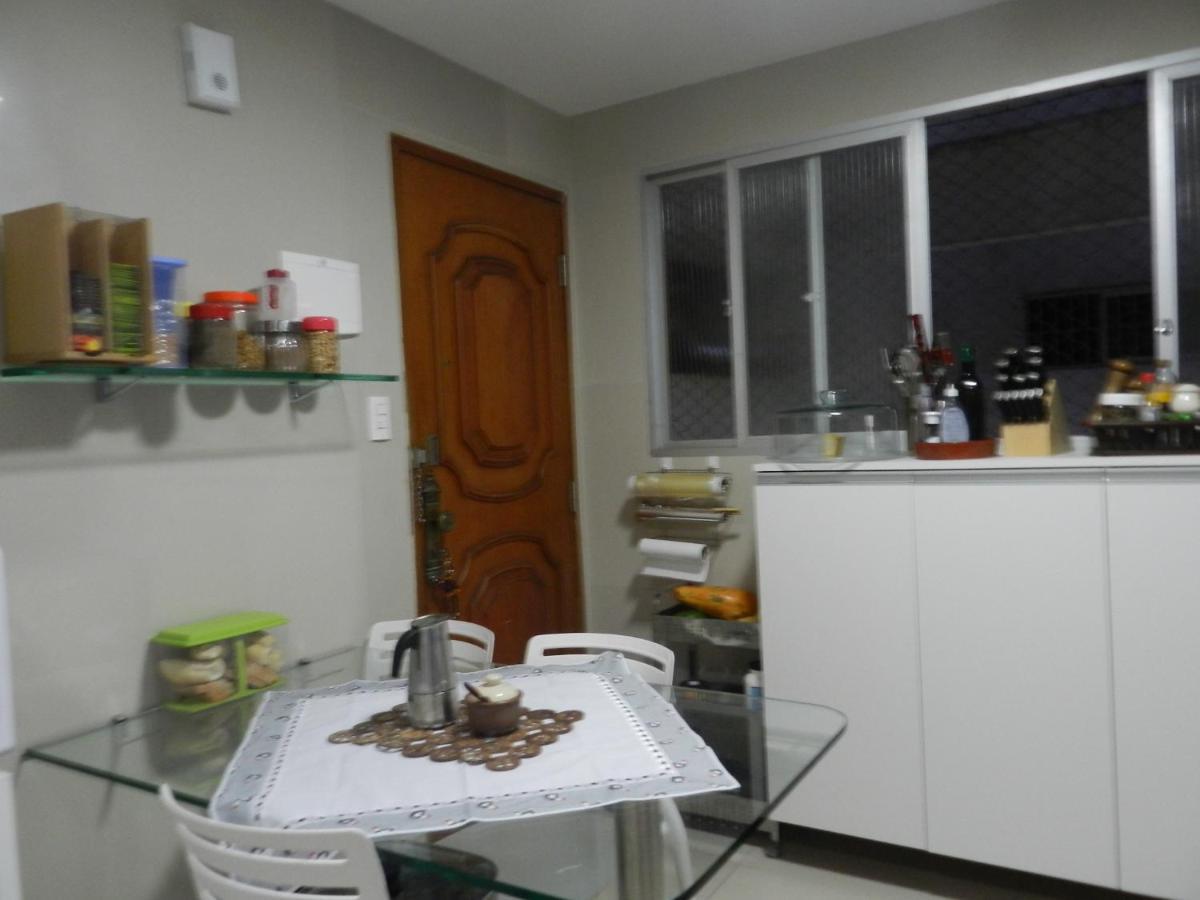 Quarto Triplo Conforto H Em *